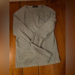 BRANDY MELVILLE LONG SLEEVE TOP (STRIPED)